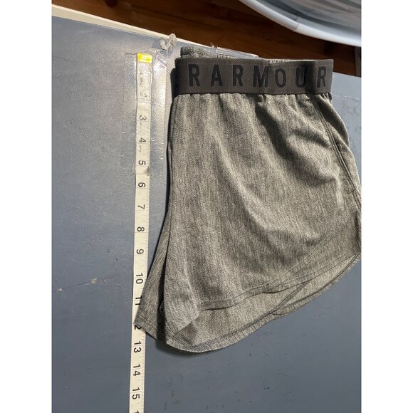 2 Pairs Under Armour Womens HeatGear Loose Fit Shorts Large Athletic Exercise - Picture 8 of 15